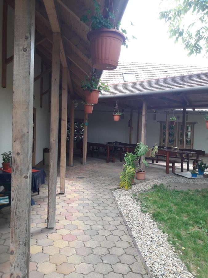 Guesthouse Kohári Egerszalók Eksteriør billede